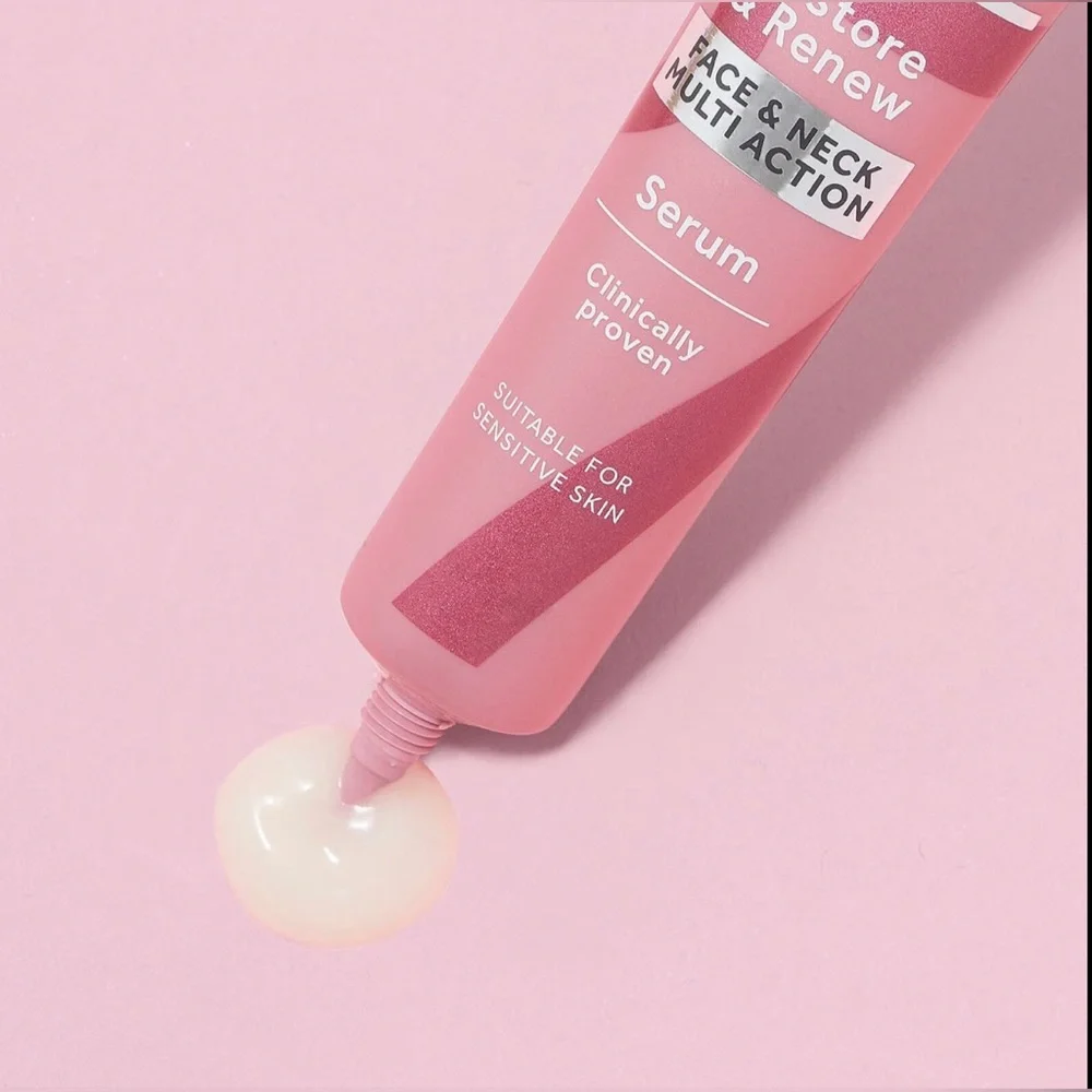 No 7 Restore and Renew face and neck multiaction Serum